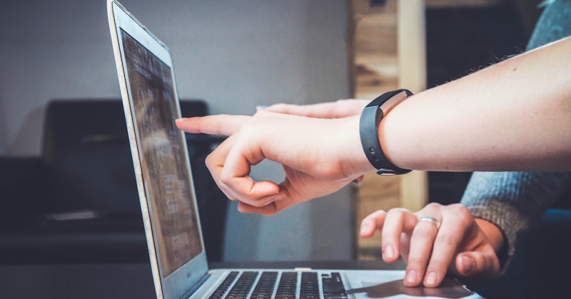 Kebijakan Perlindungan Data dan Privasi Pengguna